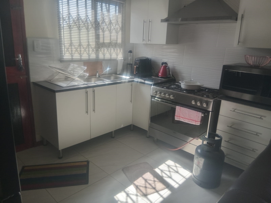 To Let 2 Bedroom Property for Rent in East London Rural Eastern Cape